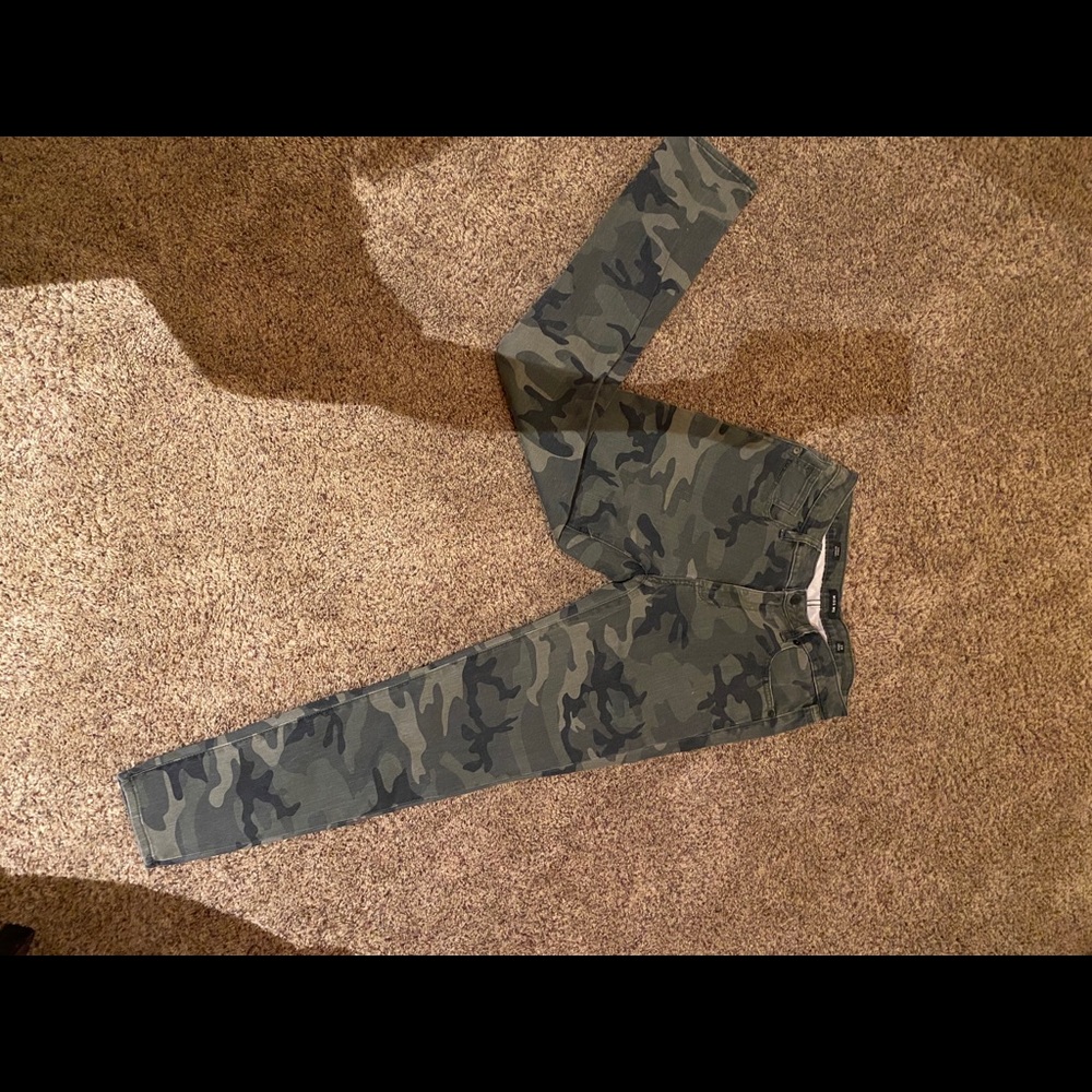 Miss Me Ankle Skinny Camo Jeans